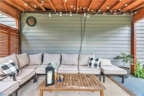 4259 W 202 Street Fairview Park OH 44126