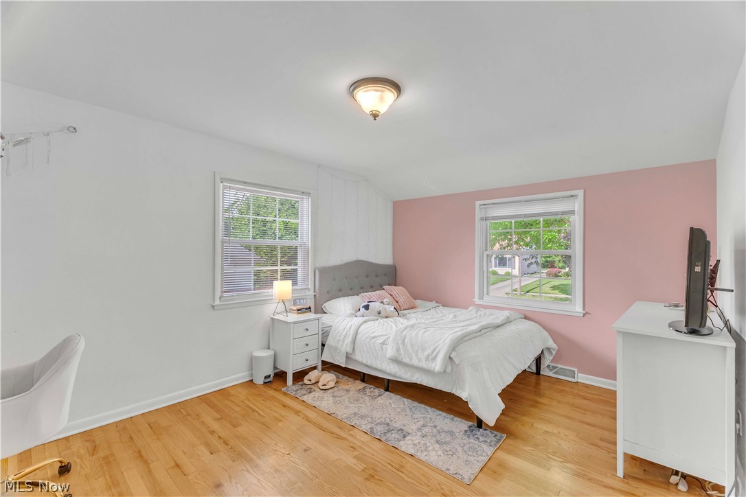 4259 W 202 Street Fairview Park OH 44126