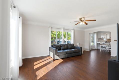 2530 Brookview Boulevard Parma OH 44134