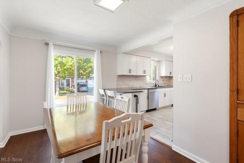 2530 Brookview Boulevard Parma OH 44134
