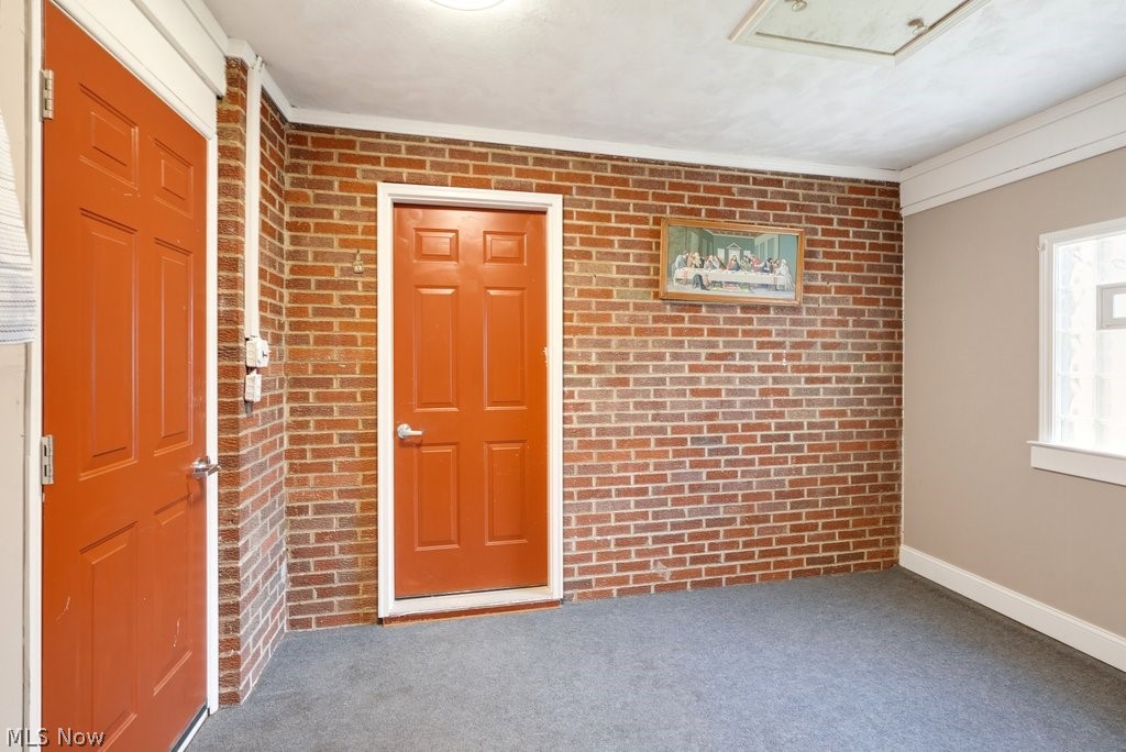 2530 Brookview Boulevard Parma OH 44134