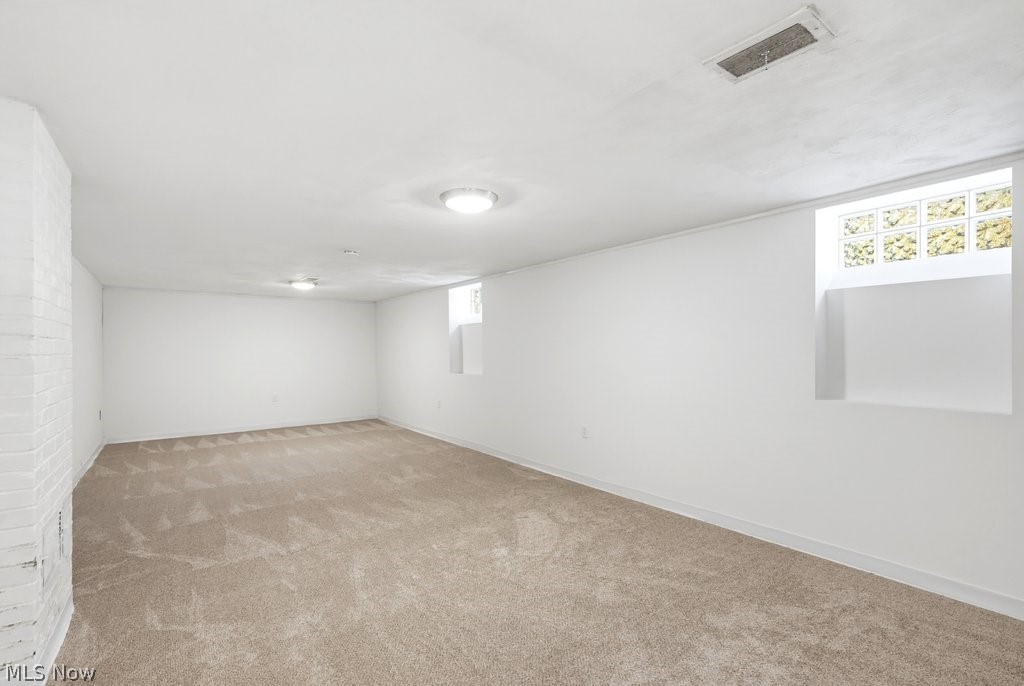 2530 Brookview Boulevard Parma OH 44134