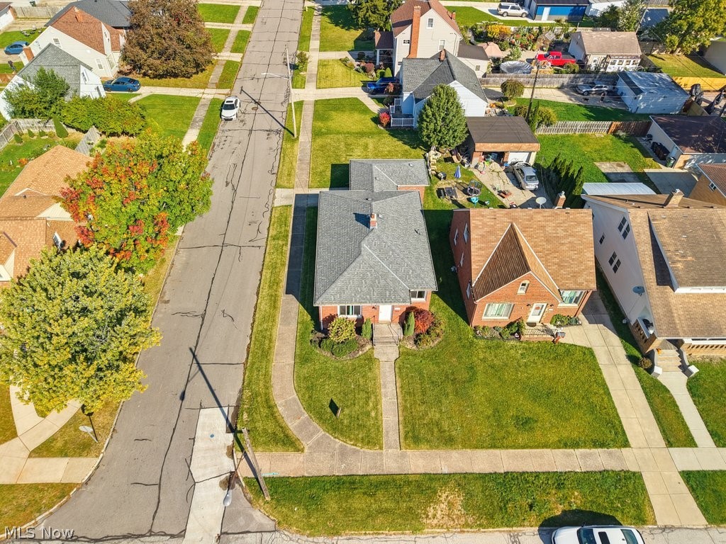 2530 Brookview Boulevard Parma OH 44134