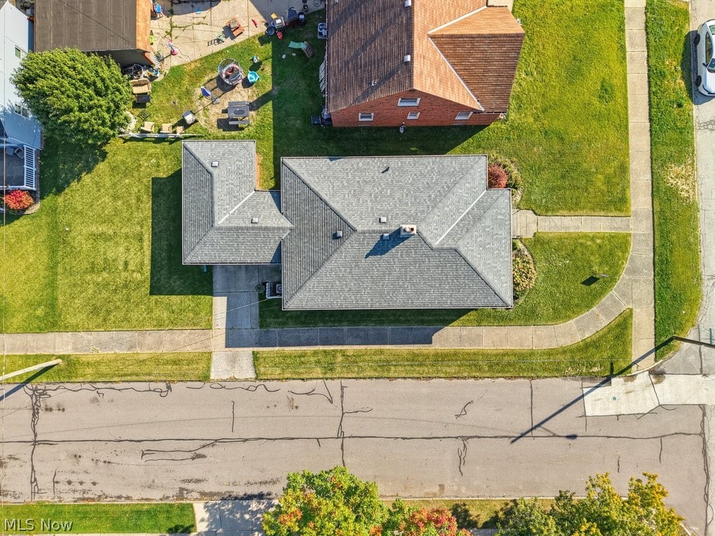 2530 Brookview Boulevard Parma OH 44134