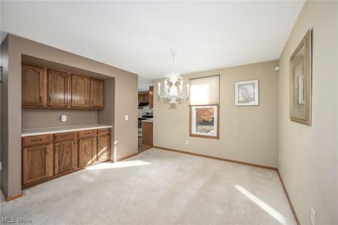 7816 Chatham Avenue NW North Canton OH 44720