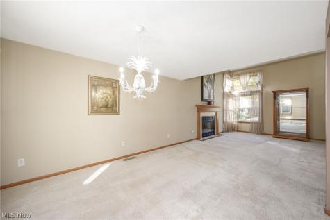 7816 Chatham Avenue NW North Canton OH 44720