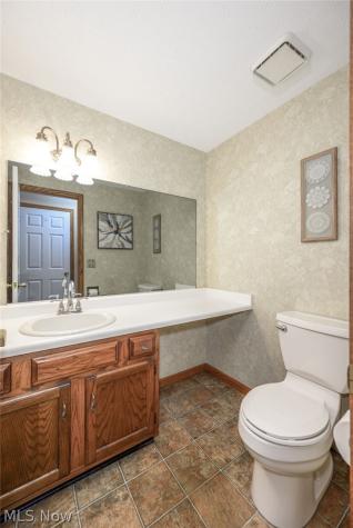 7816 Chatham Avenue NW North Canton OH 44720