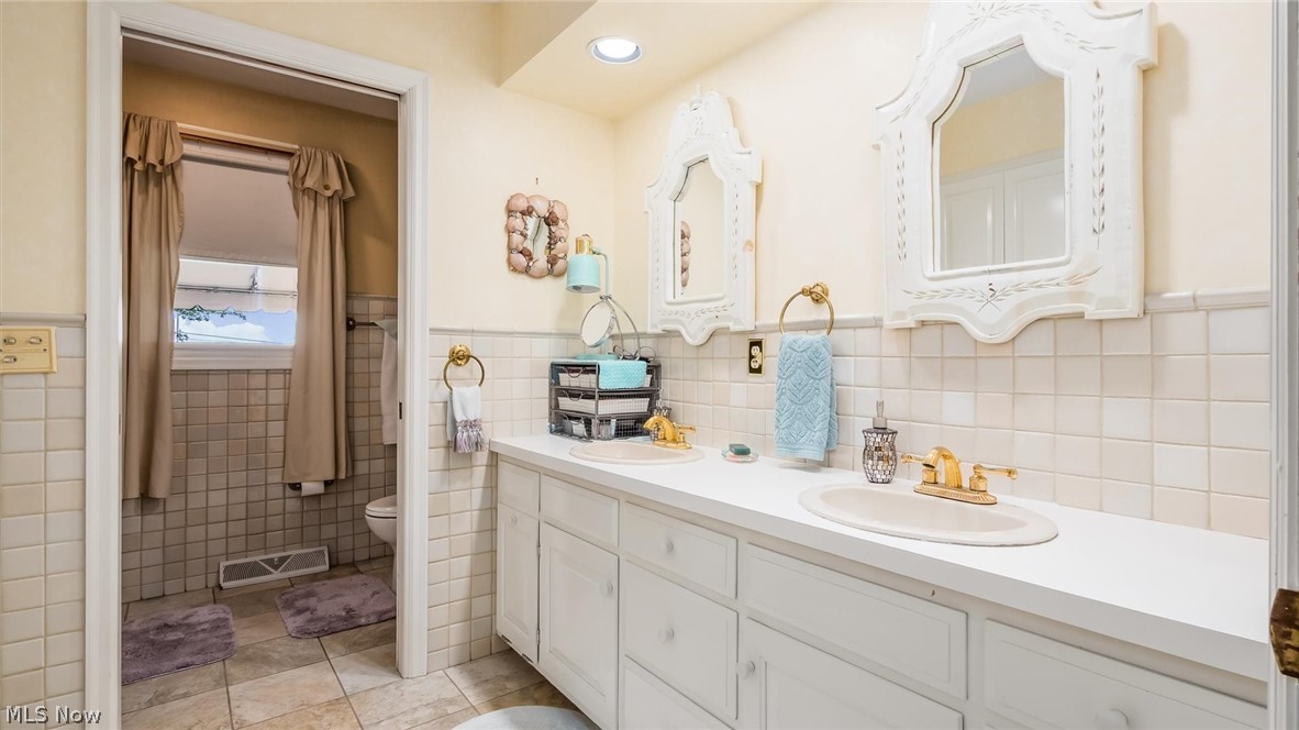 480 W Highland Drive Zanesville OH 43701