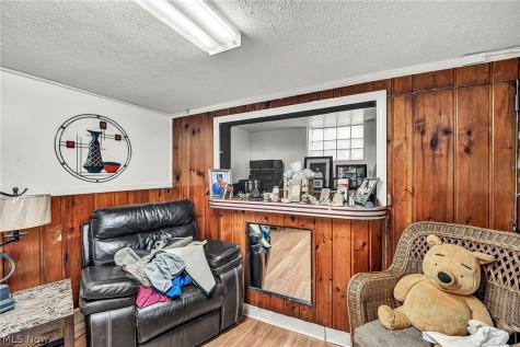 1909 Powell Avenue Cleveland Heights OH 44118