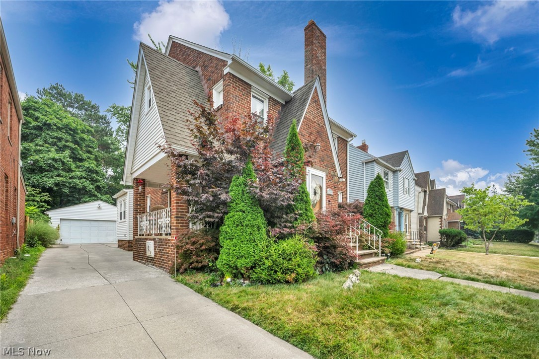 1909 Powell Avenue Cleveland Heights OH 44118