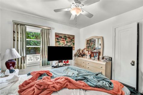 1909 Powell Avenue Cleveland Heights OH 44118