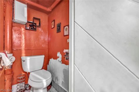 1909 Powell Avenue Cleveland Heights OH 44118