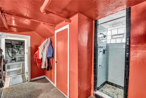 1909 Powell Avenue Cleveland Heights OH 44118