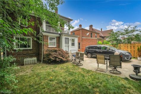 1909 Powell Avenue Cleveland Heights OH 44118