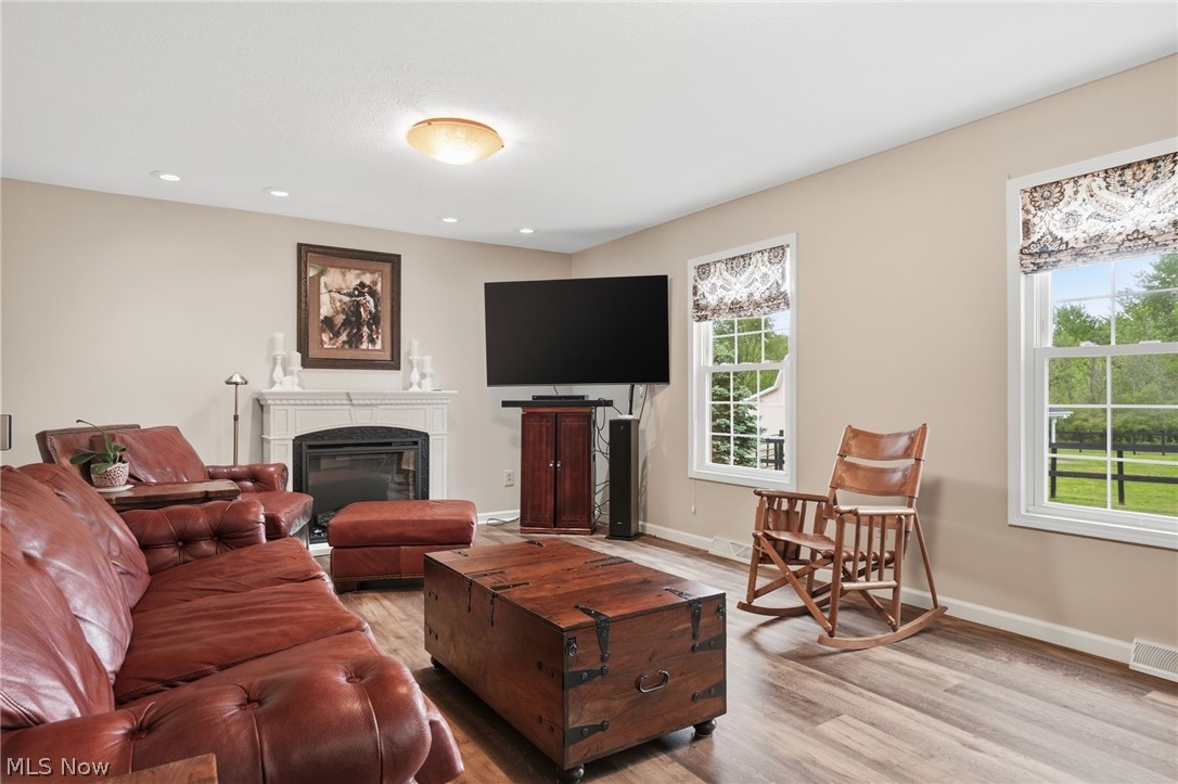16159 Gar Highway Montville OH 44064