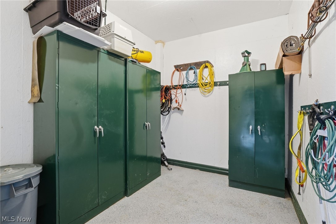 16159 Gar Highway Montville OH 44064