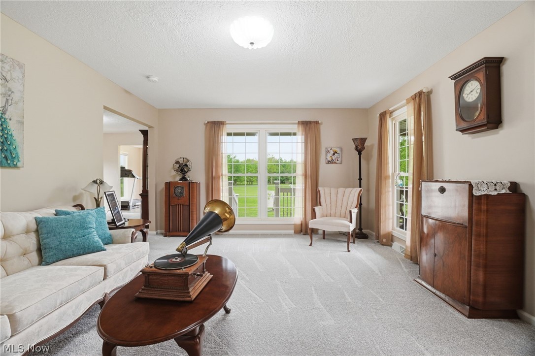 16159 Gar Highway Montville OH 44064