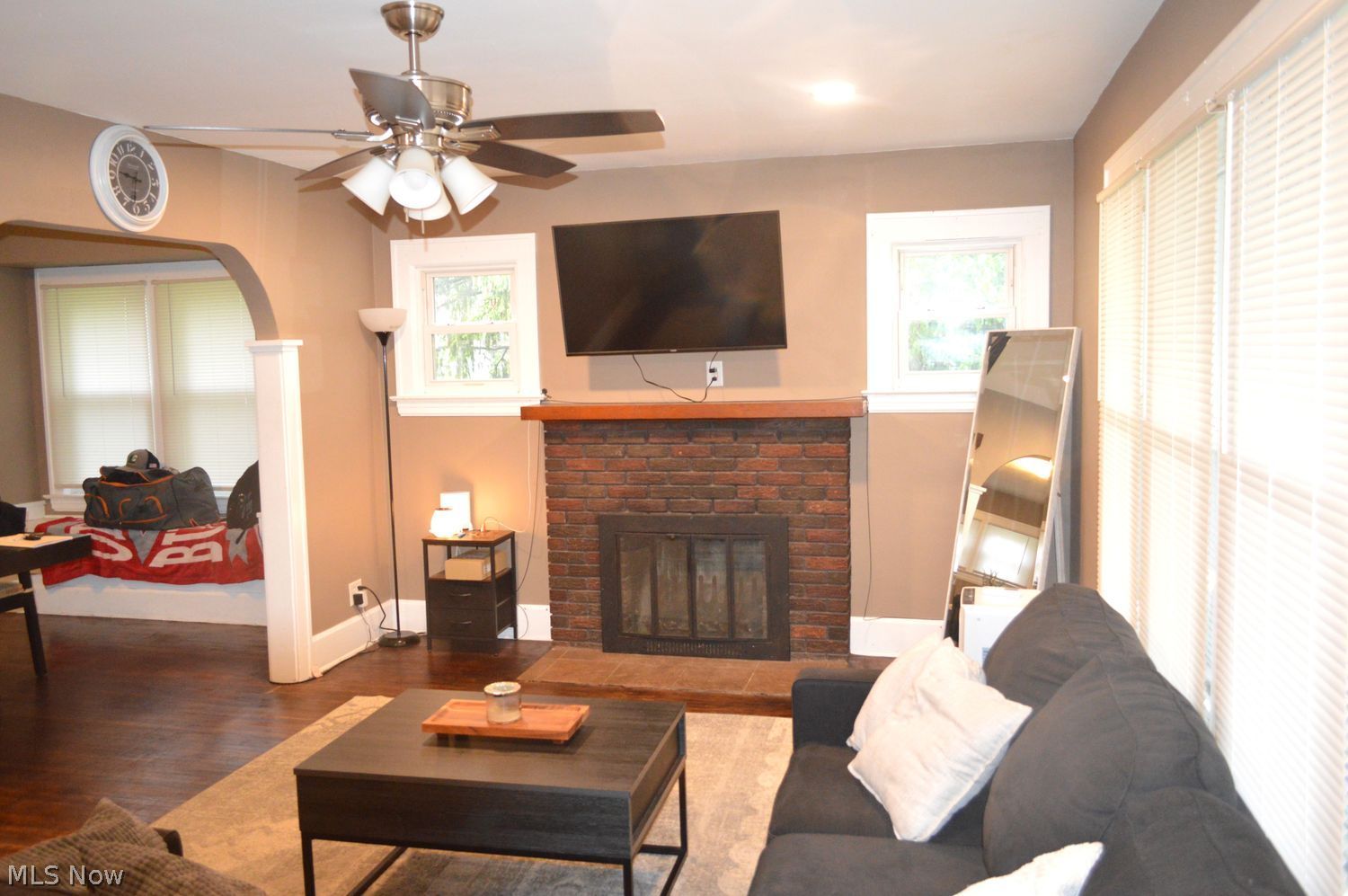 298 Swan Street Geneva OH 44041