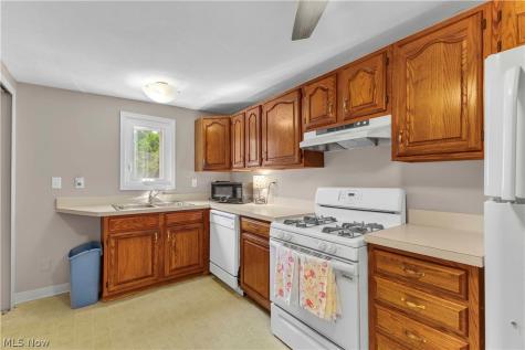 24323 Smith Avenue Westlake OH 44145