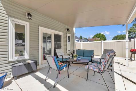 24323 Smith Avenue Westlake OH 44145