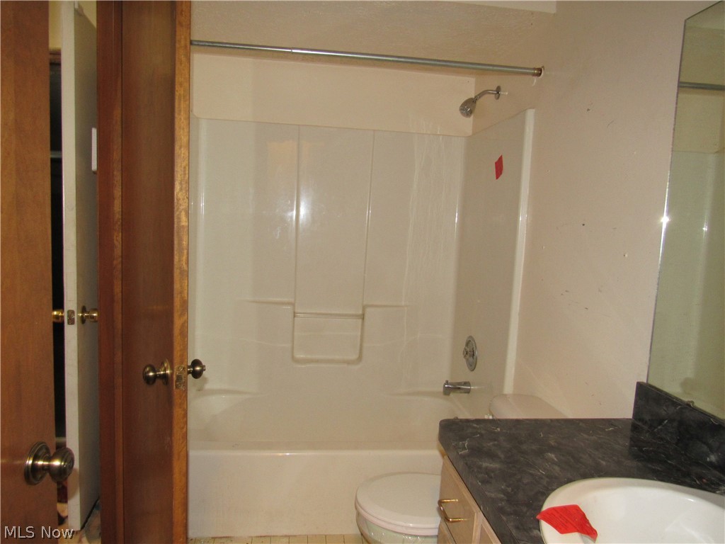 1615 E 84th Street Cleveland OH 44103