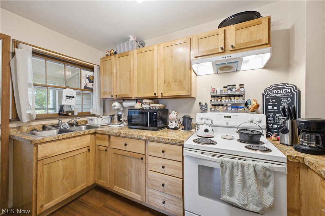 6578 State Route 87 Kinsman OH 44428