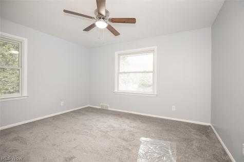 7520 W Wallings Road North Royalton OH 44133