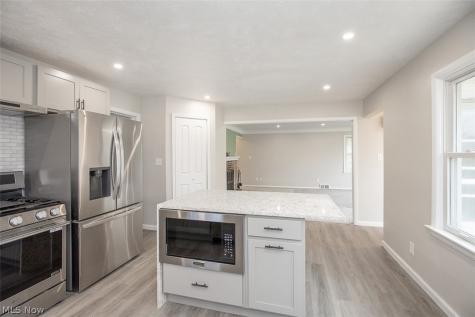 7520 W Wallings Road North Royalton OH 44133