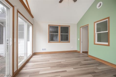 7520 W Wallings Road North Royalton OH 44133