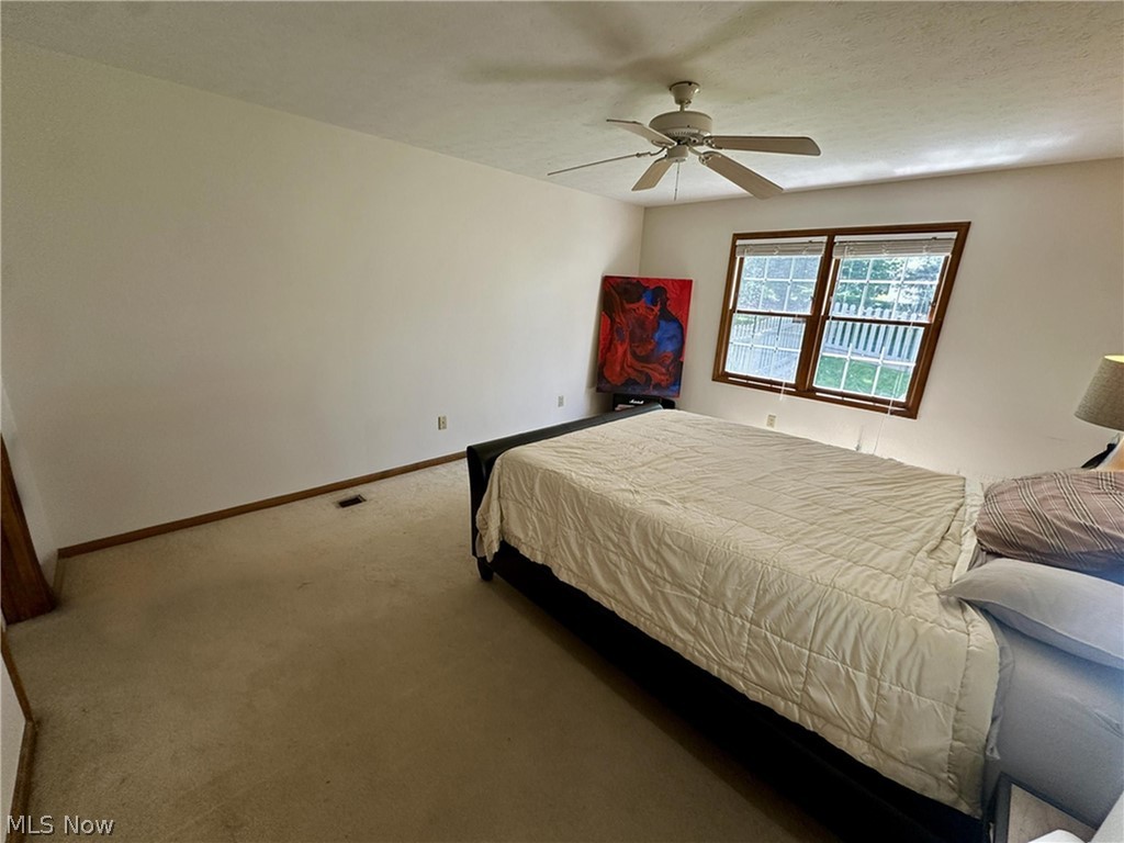 16492 Sunwood Oval Strongsville OH 44136