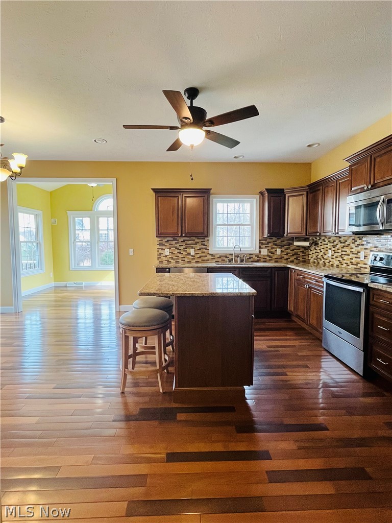 675 Bridle Court Geneva OH 44041