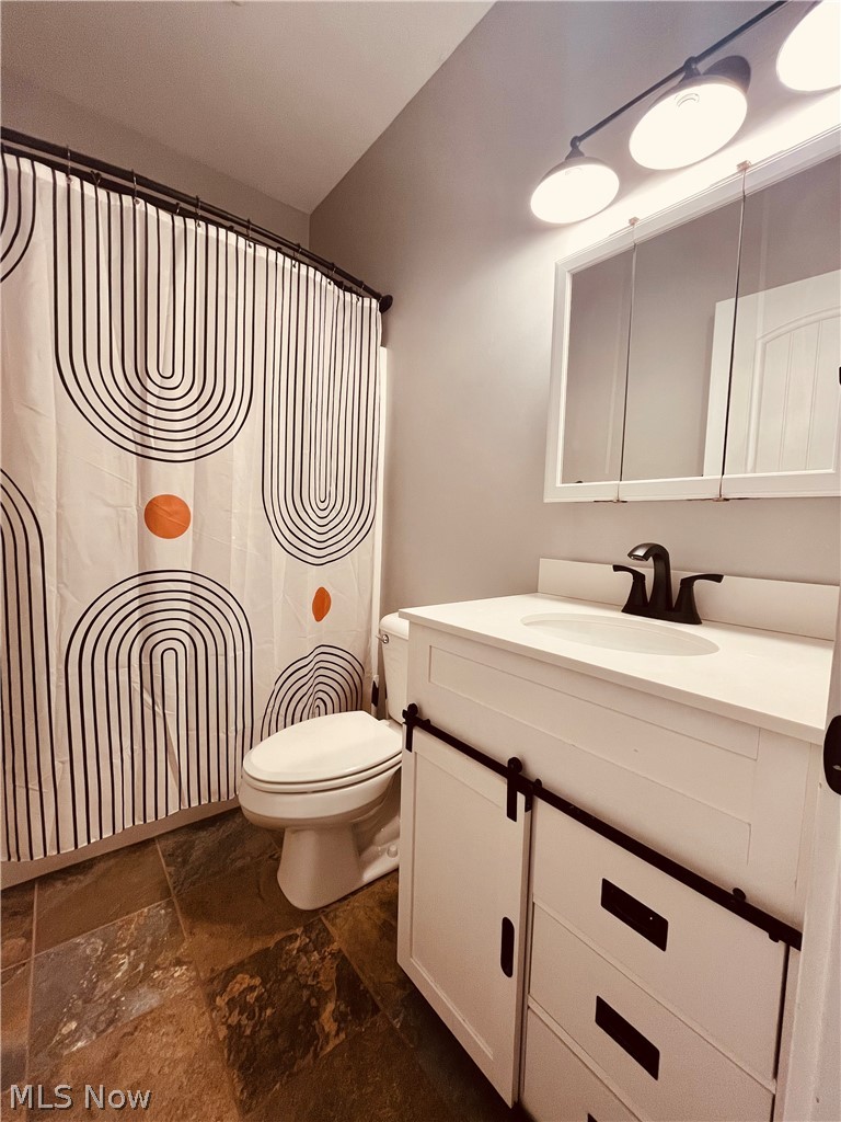 675 Bridle Court Geneva OH 44041