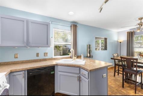 969 Ridgecrest Drive Cuyahoga Falls OH 44221