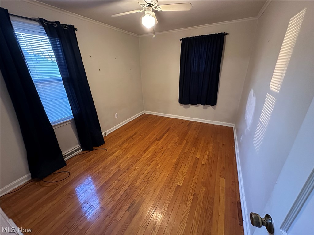 1867 Sheridan Avenue NE Warren OH 44483