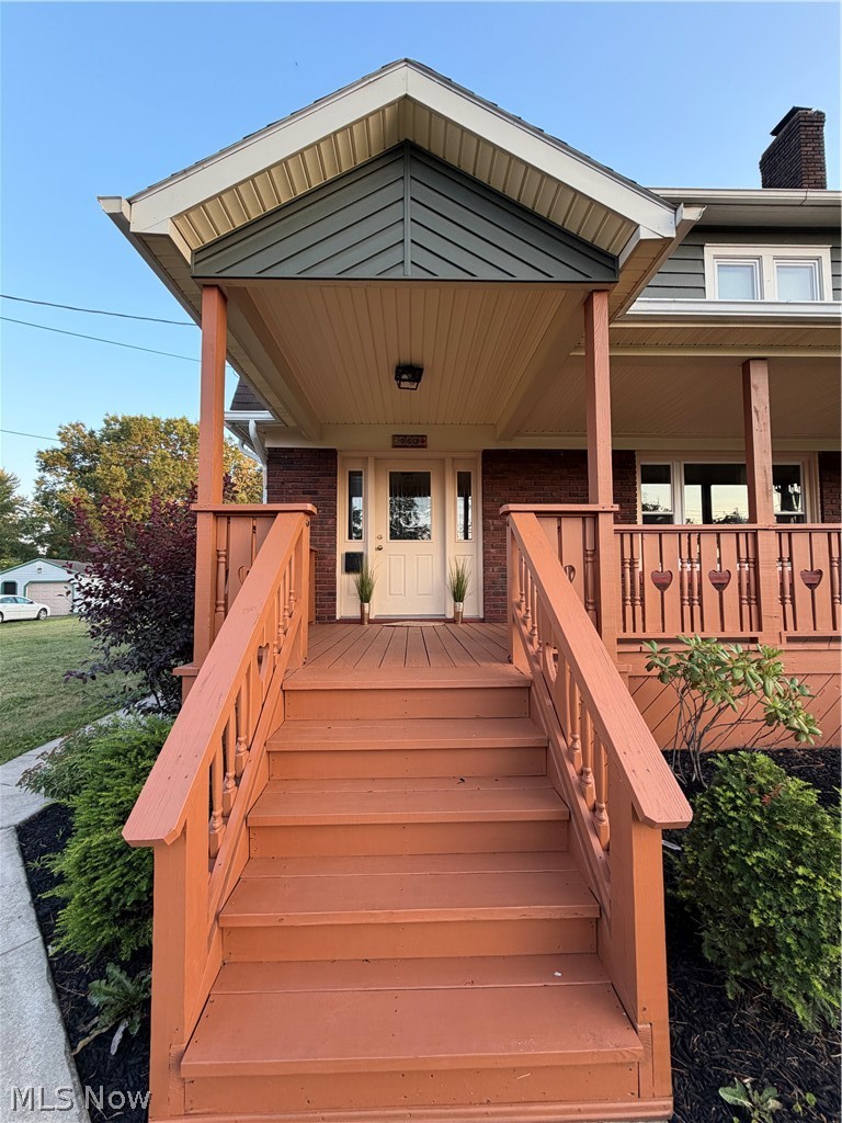 963 Warren Avenue Niles OH 44446