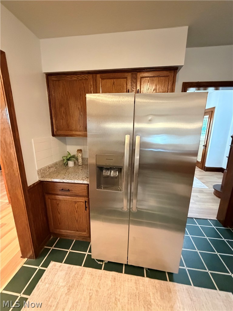 963 Warren Avenue Niles OH 44446