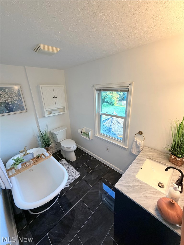 963 Warren Avenue Niles OH 44446