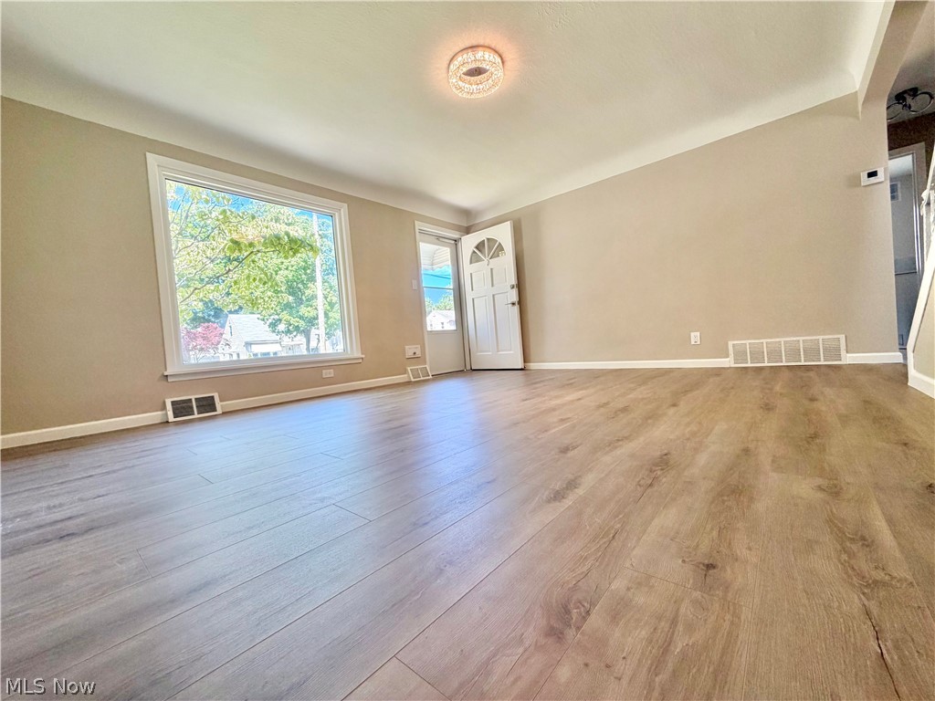 1199 Mayfield Ridge Road Cleveland OH 44124