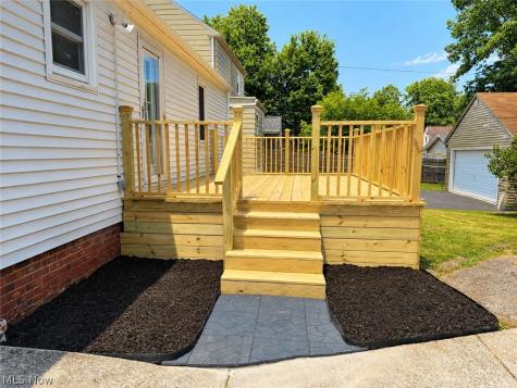 1199 Mayfield Ridge Road Cleveland OH 44124