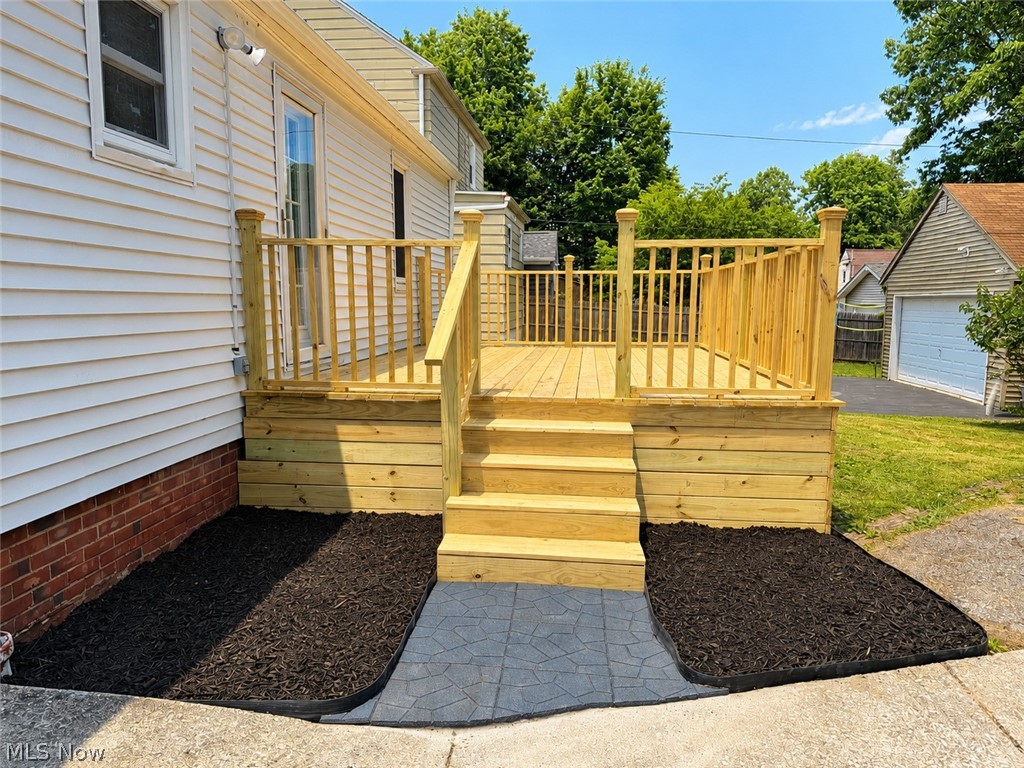 1199 Mayfield Ridge Road Cleveland OH 44124