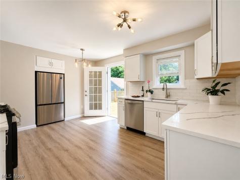 1199 Mayfield Ridge Road Cleveland OH 44124