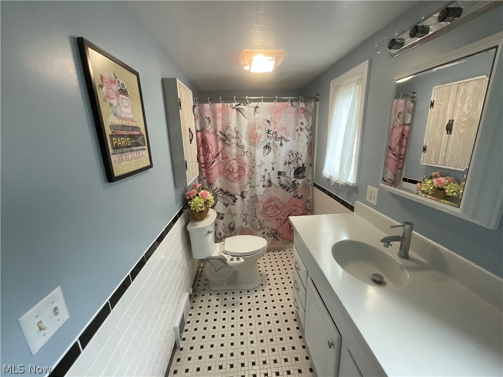 504 2nd Avenue SE Beach City OH 44608