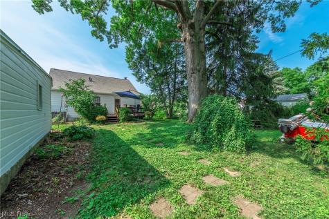 455 11th Street Elyria OH 44035