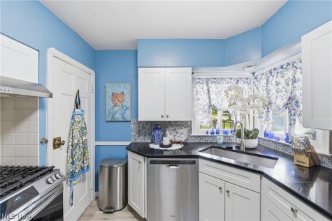 455 11th Street Elyria OH 44035