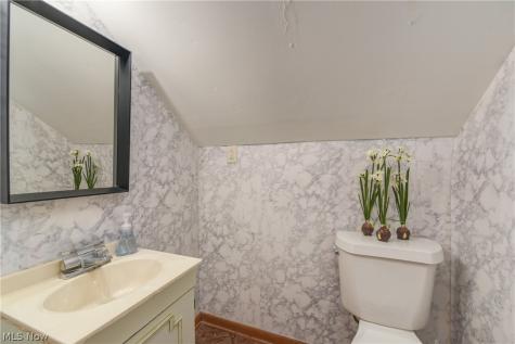 455 11th Street Elyria OH 44035