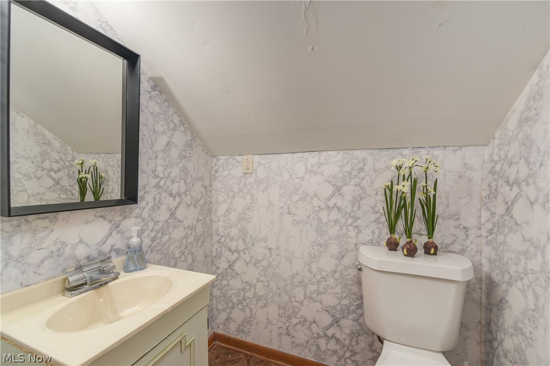 455 11th Street Elyria OH 44035