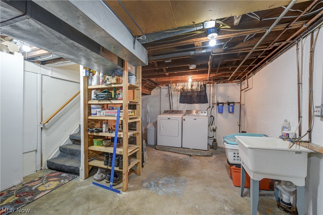 455 11th Street Elyria OH 44035