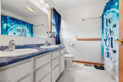 2245 Rio Grande Circle SE Massillon OH 44646