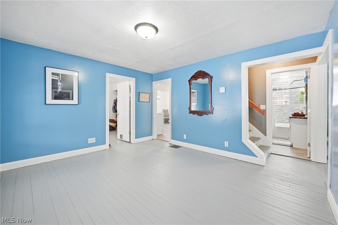 1032 Hartwood Road NW Magnolia OH 44643