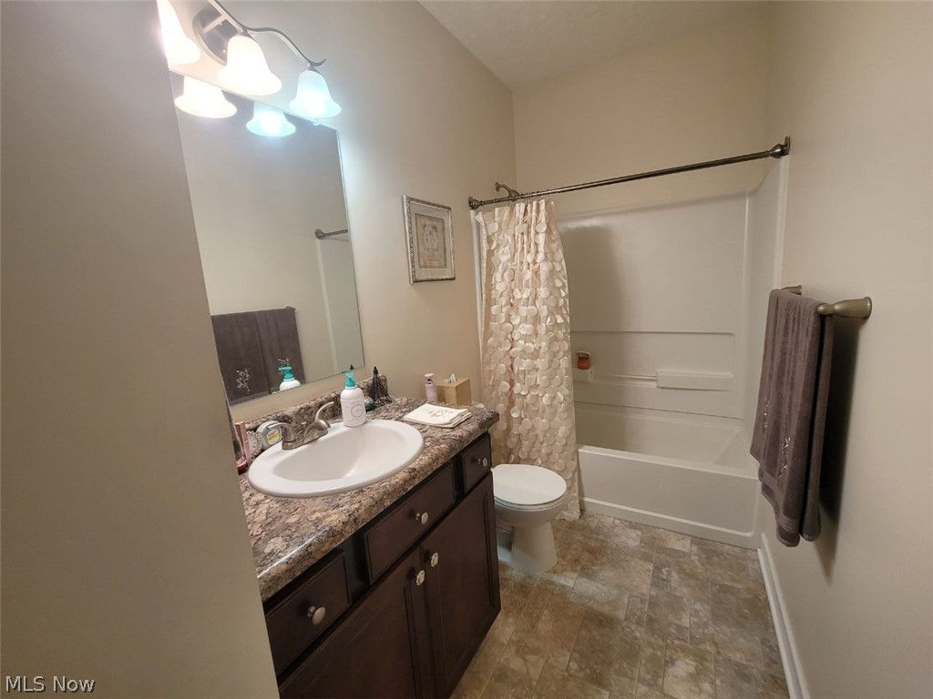 3343 Gated Court Avon OH 44011